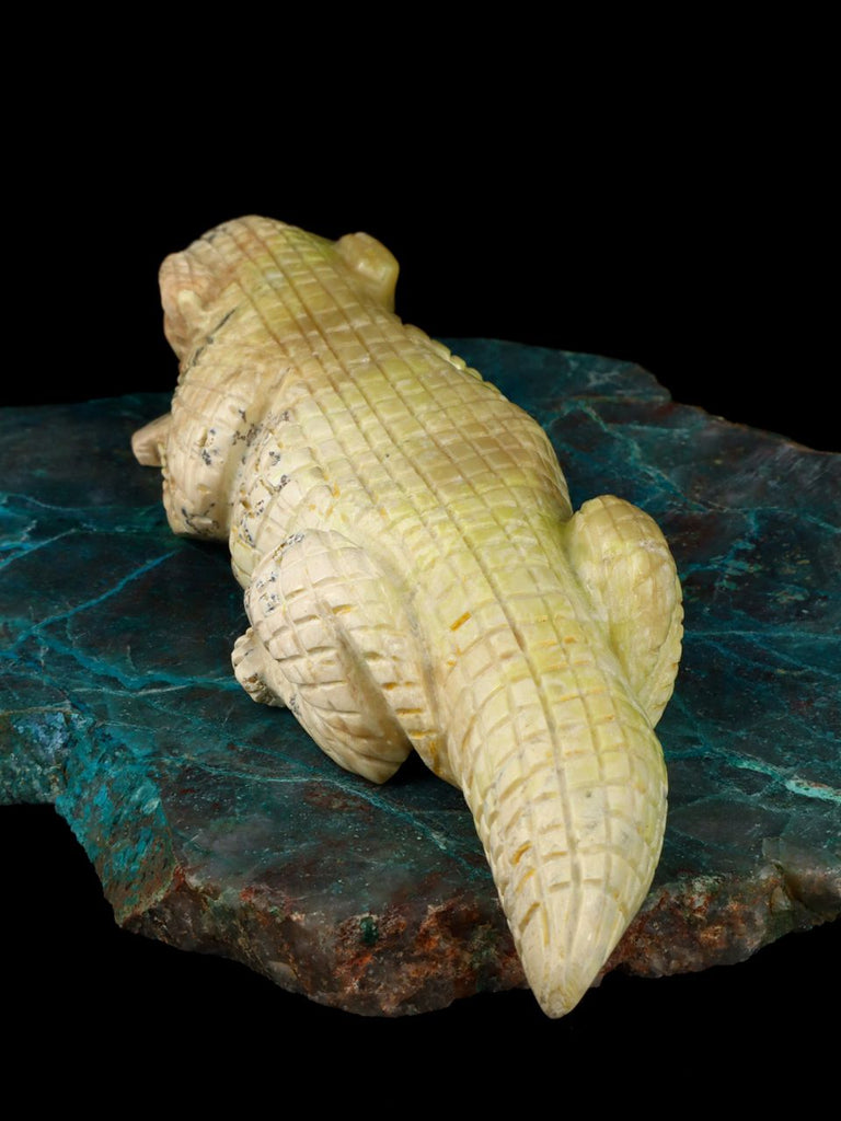Serpentine Lizard Zuni Fetish - PuebloDirect.com