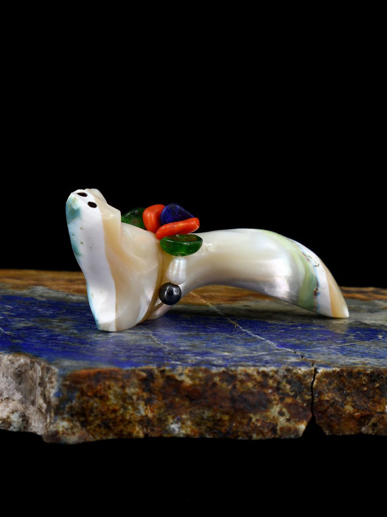 Green Snail Shell Coyote Zuni Fetish - PuebloDirect.com