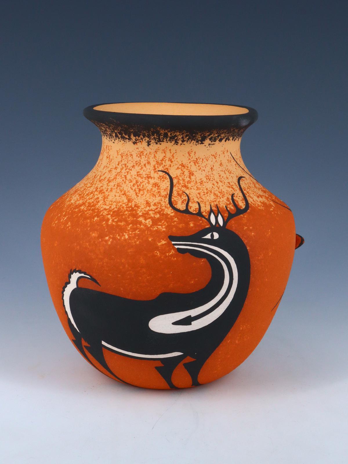 Zuni Pueblo Lizard Hand Made Pottery Vase