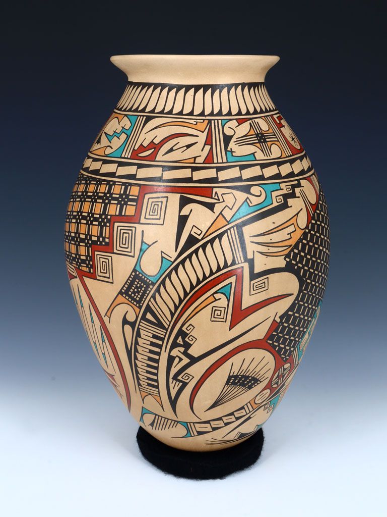 Large Hand Coiled Mata Ortiz Pottery Vase - PuebloDirect.com