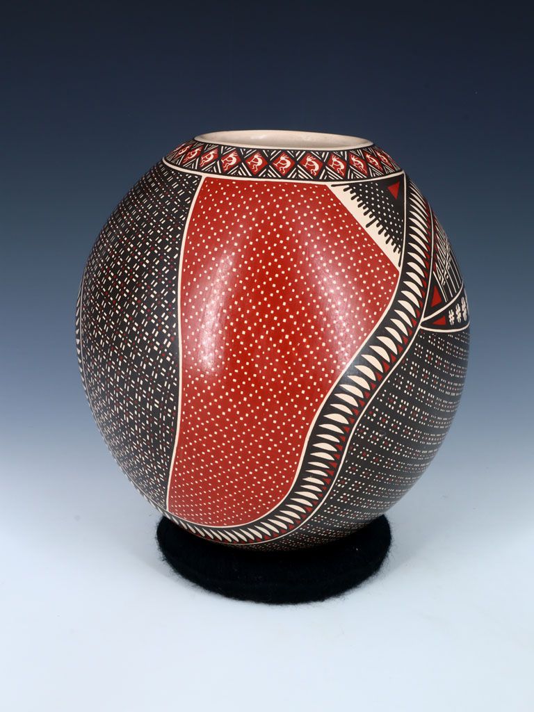 Mata Ortiz Hand Coiled Paquime Snake Pottery - PuebloDirect.com