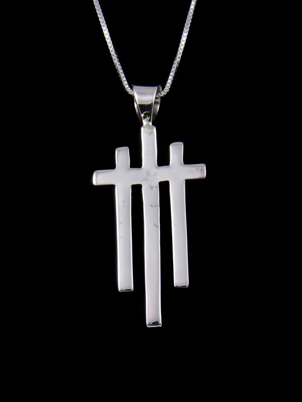 3/4 Inch 14K Gold Plated Over Brass Flared and Pointed Ends Cross Necklace