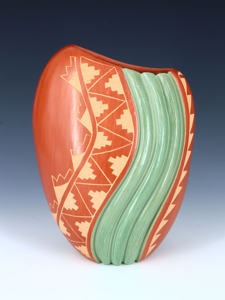 Jemez Pueblo Hand Coiled Melon Pillow Pot - PuebloDirect.com