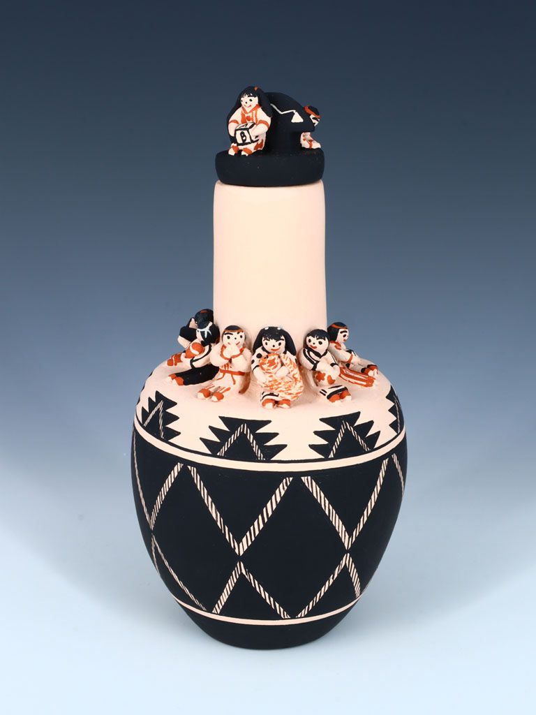 Cochiti Pueblo Pottery Lidded Storyteller Vase - PuebloDirect.com
