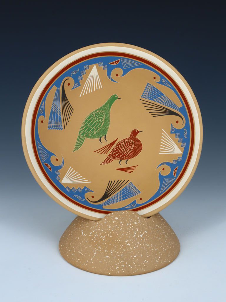 Mata Ortiz Hand Coiled Pottery Etched Bird Plate With Stand - PuebloDirect.com